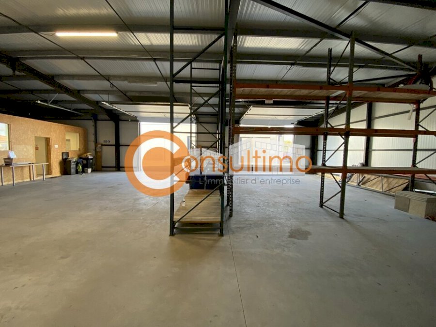 Local d'activité à louer 300 m² - Mios