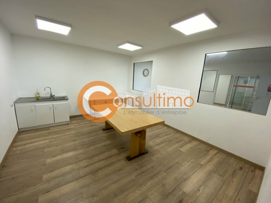 Local d'activité à louer 300 m² - Mios