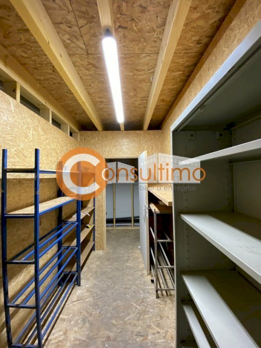 Local d'activité à louer 300 m² - Mios