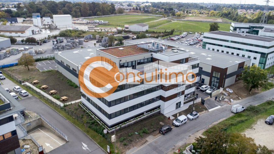 Produit investisseur à acheter 190 m² - Artigues-près-Bordeaux