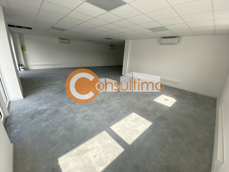 Bureau à louer 85 m² - Mios
