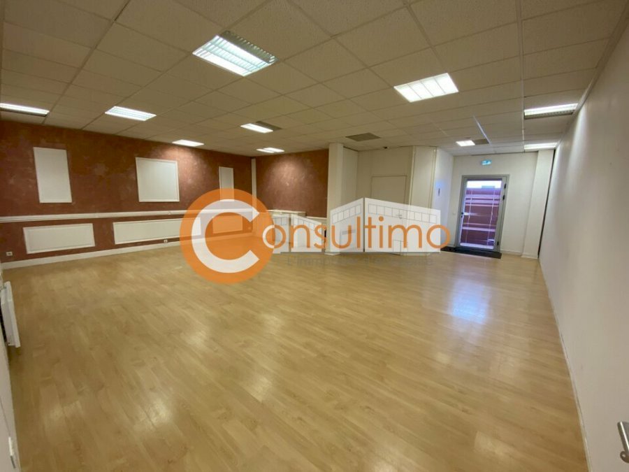 Local commercial à louer 190 m² - La Teste-de-Buch