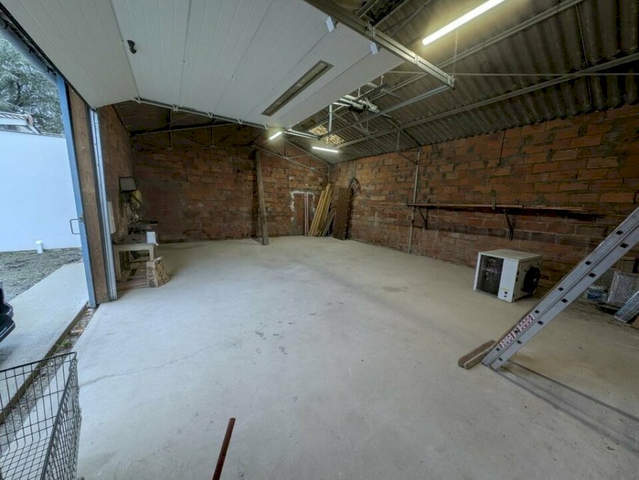 Entrepôt à louer 135 m² - Tresses
