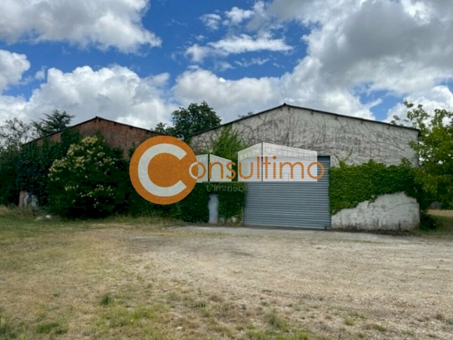Local d'activité à acheter 100 m² - Saint-Loubès