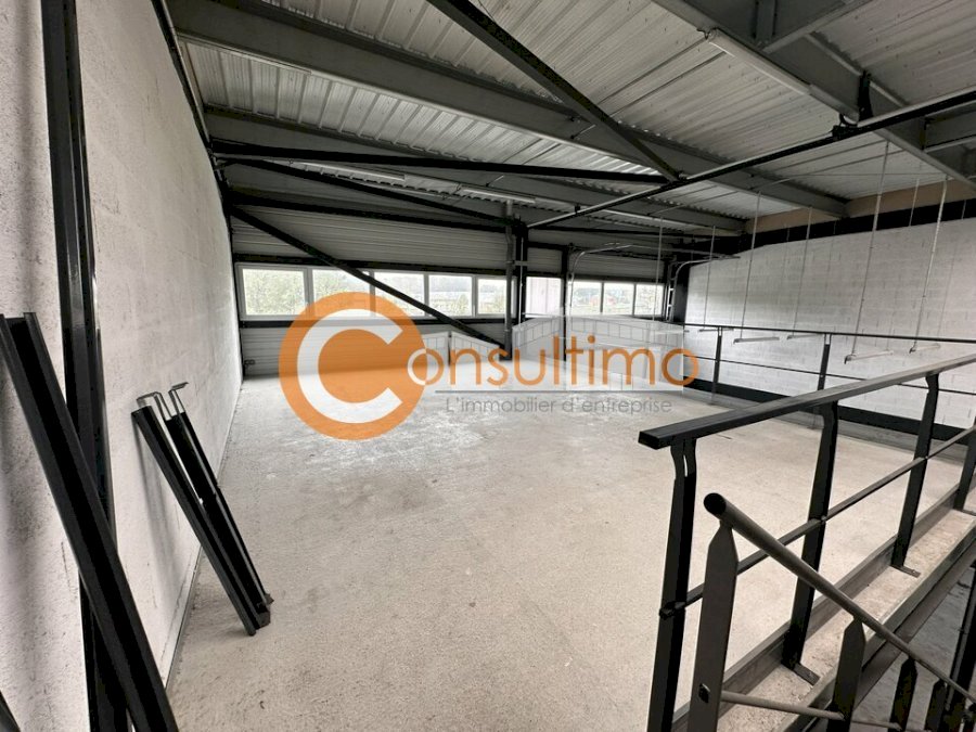 Local d'activité à louer 222 m² - Beychac-et-Caillau