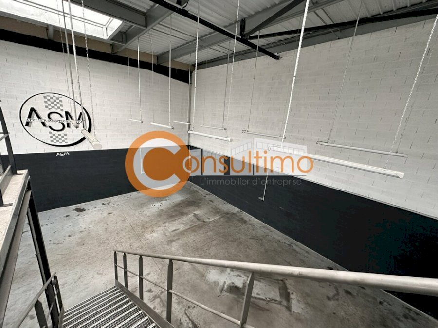 Local d'activité à louer 222 m² - Beychac-et-Caillau