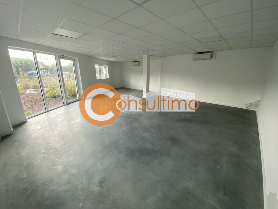 Bureau à louer 60 m² - Mios