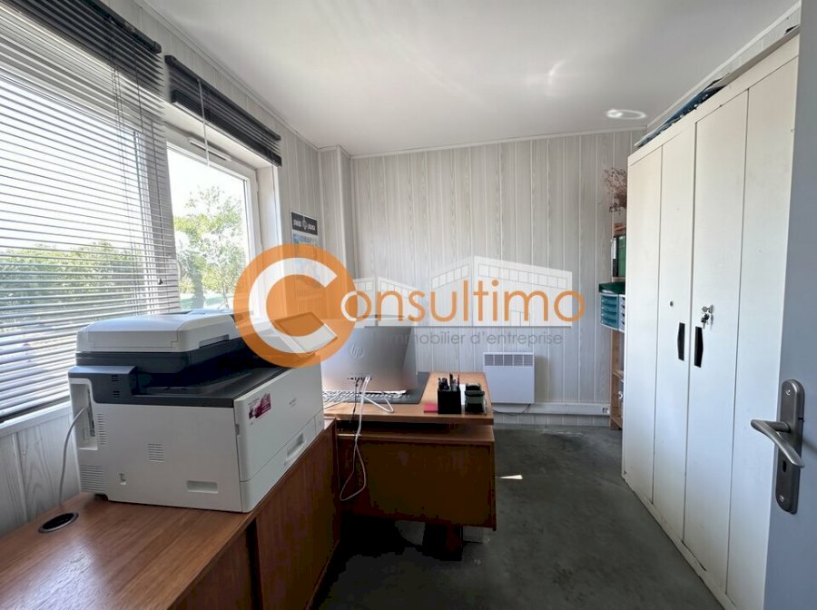 Local d'activité à louer 672 m² - Le Teich